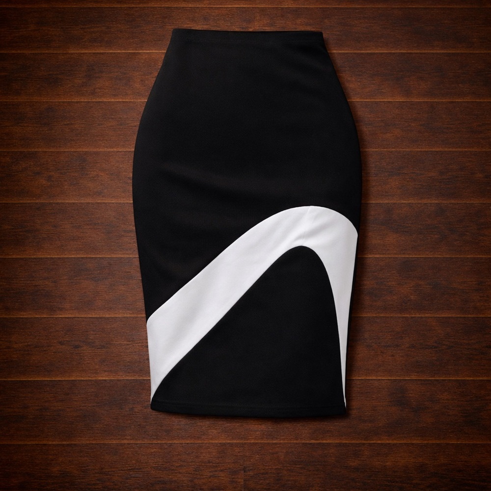 Boohoo Black and White Pencil Skirt - Picture 3 of 3